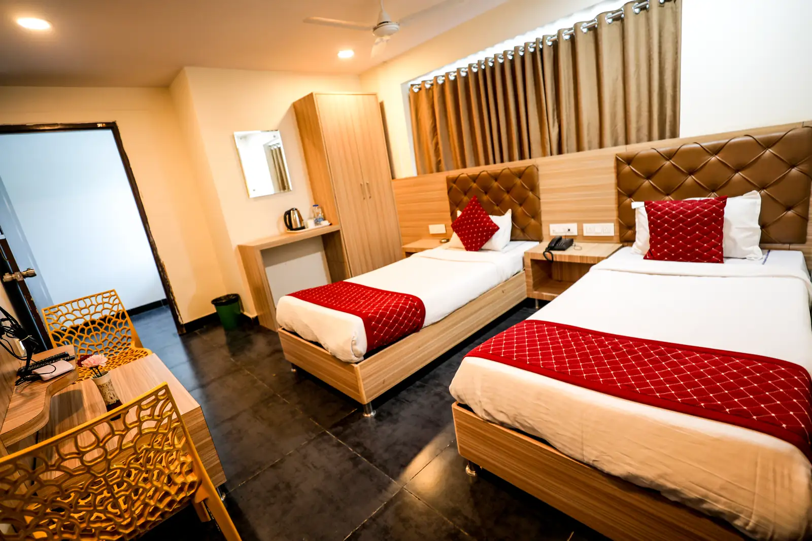 Hotel Supraja Cyber View gallery image 2