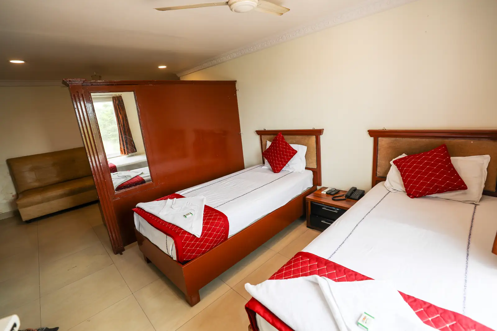 Hotel Supraja Residency gallery image 1