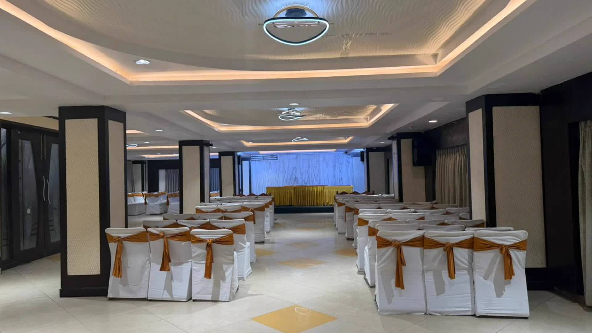 Saket Banquet Hall in Chandanagar